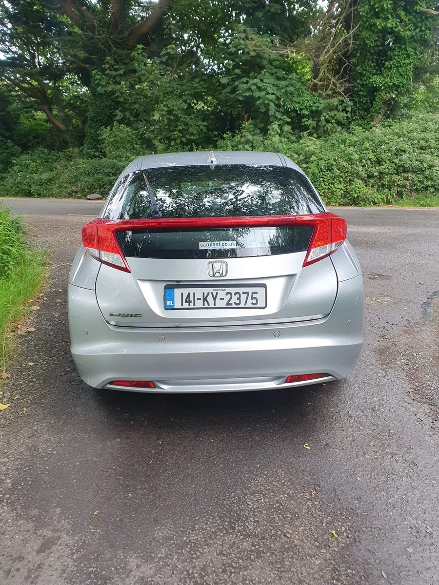 *Selling Today* Honda Civic 2013 1.6 I-DTEC ES 5DR - Image 3