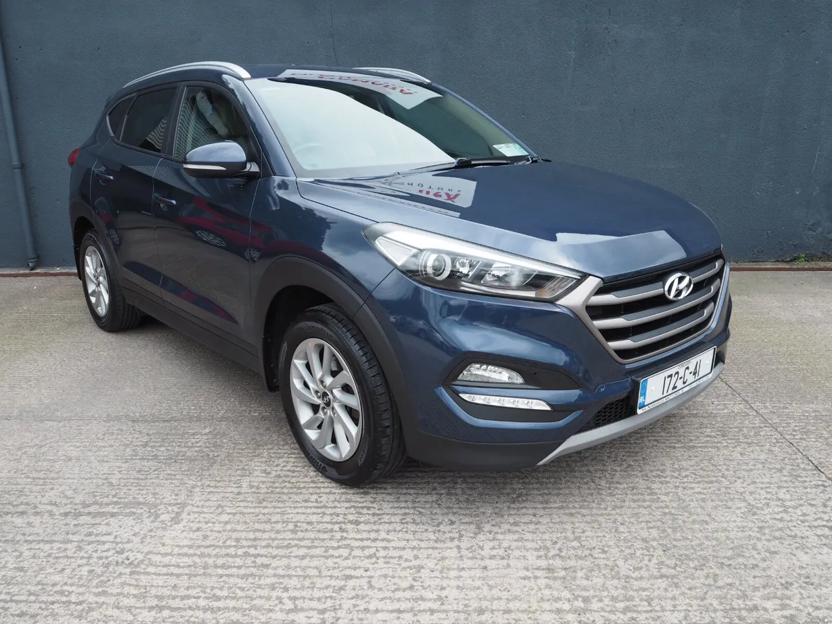 Hyundai Tucson Executive Low Km 1 Owner FSH! - Image 3