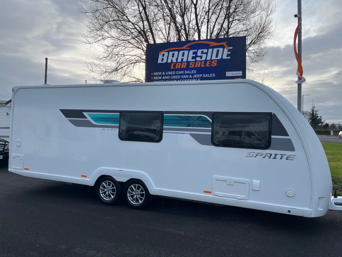 NEW SWIFT SPRITE FB QUATTRO 6/7 BERTH !!! - Image 2