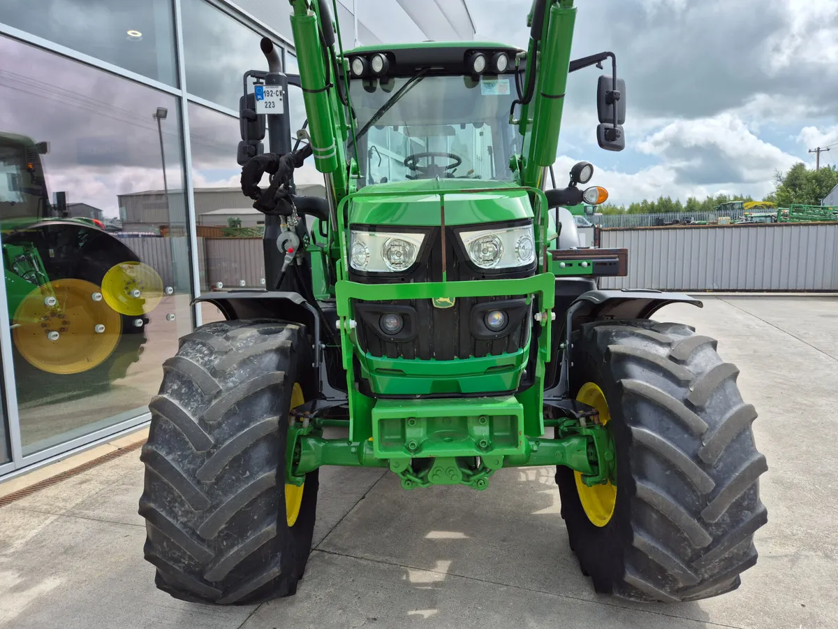 John Deere 6120M - Image 3