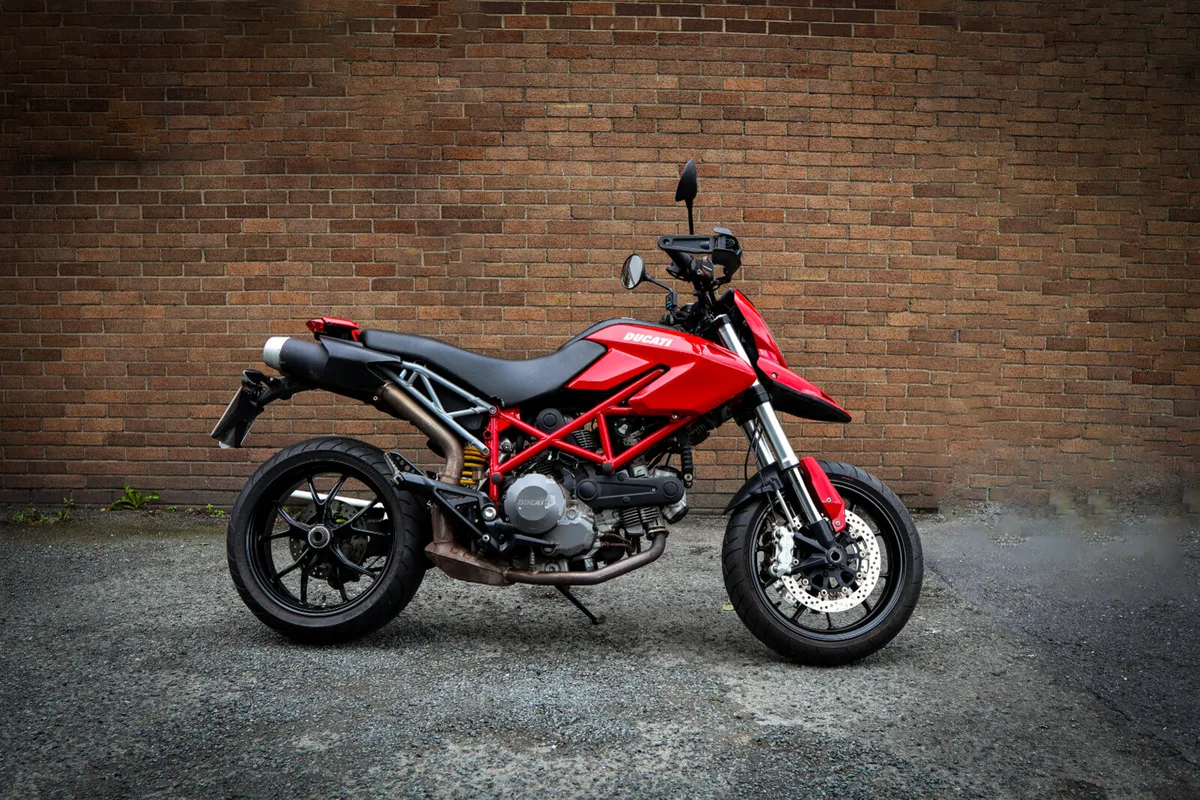 Ducati Hypermotard 2012 - Image 2