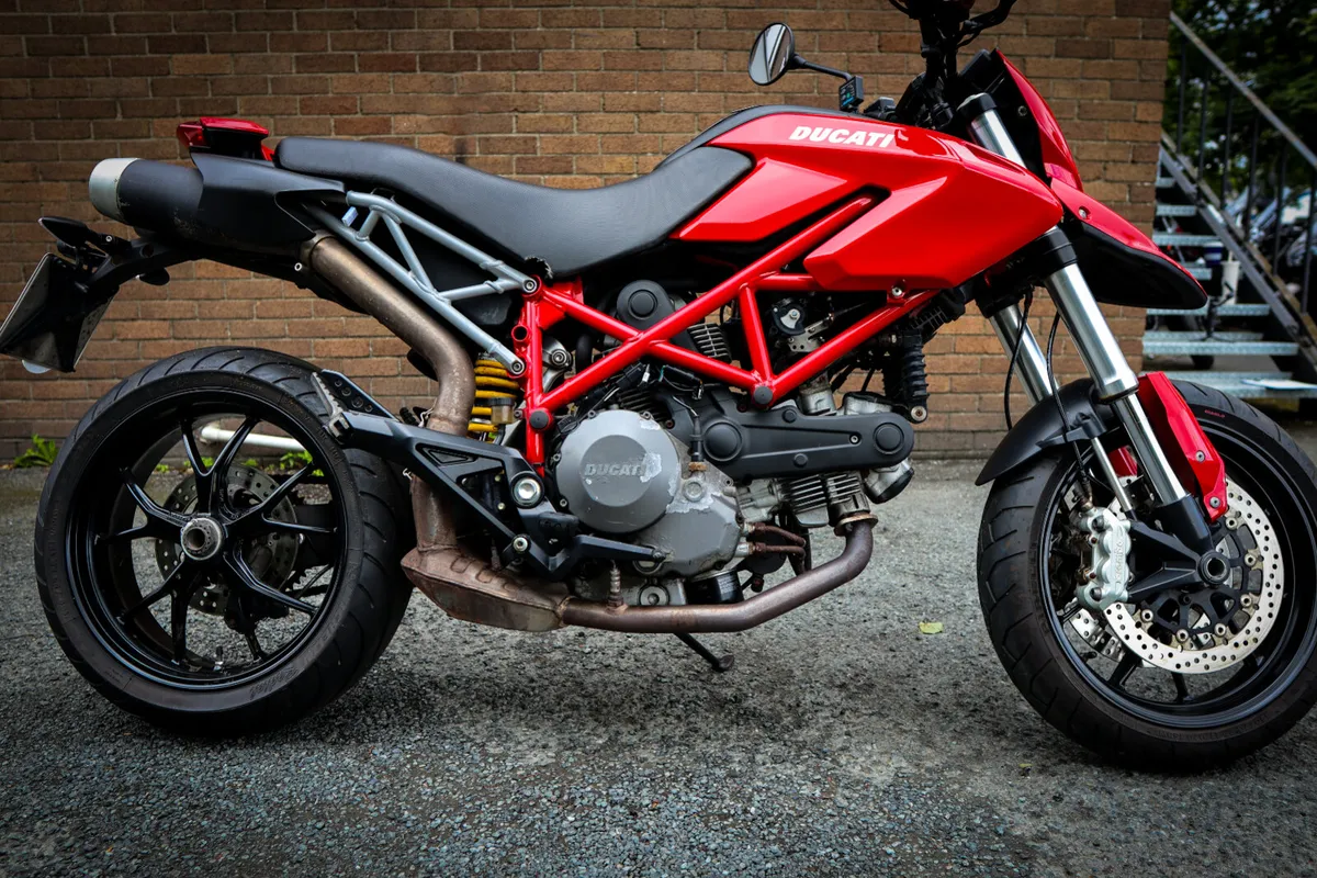 Ducati Hypermotard 2012 - Image 3