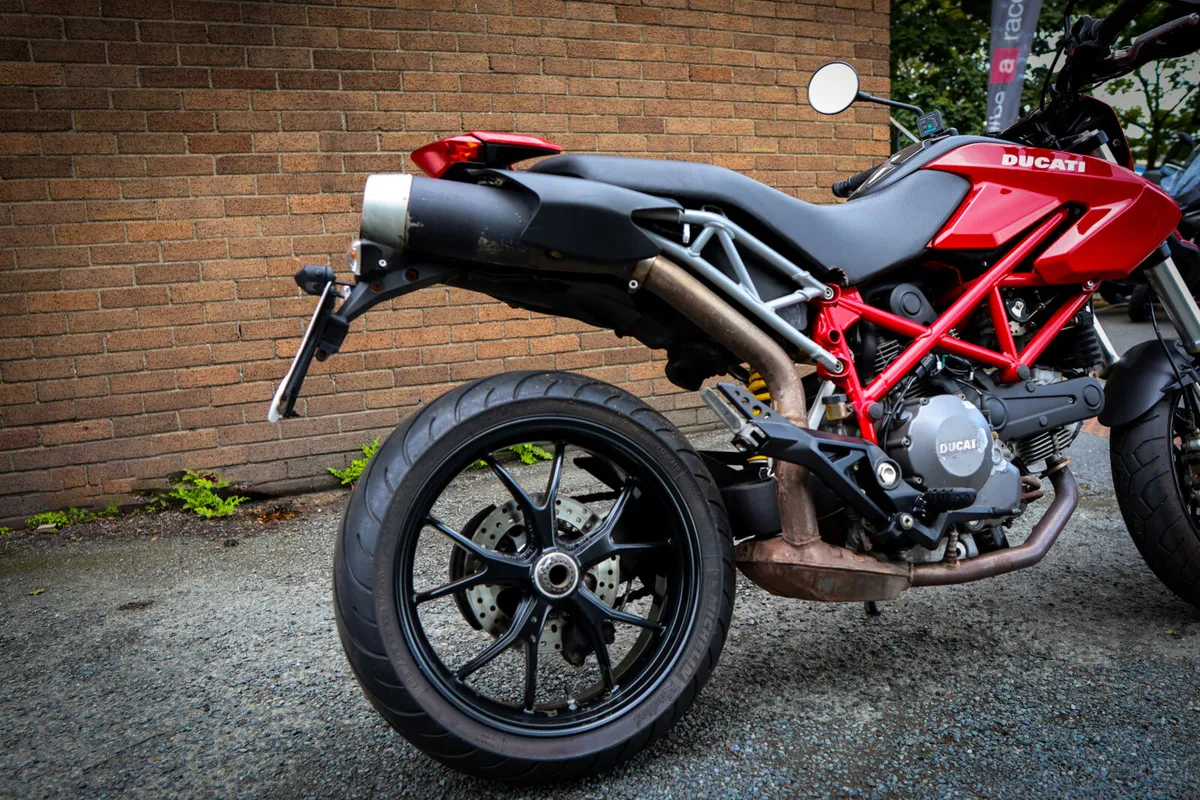 Ducati Hypermotard 2012 - Image 4