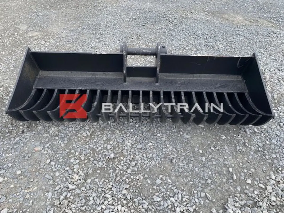 New 65mm Rake Bucket - Image 3