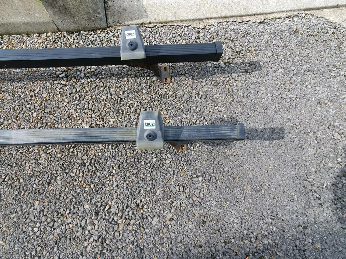 Roof bar's and wind deflectors for sale in Co. for €20 on