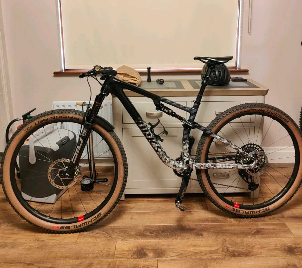 Specialized S Works Epic Evo - Image 1