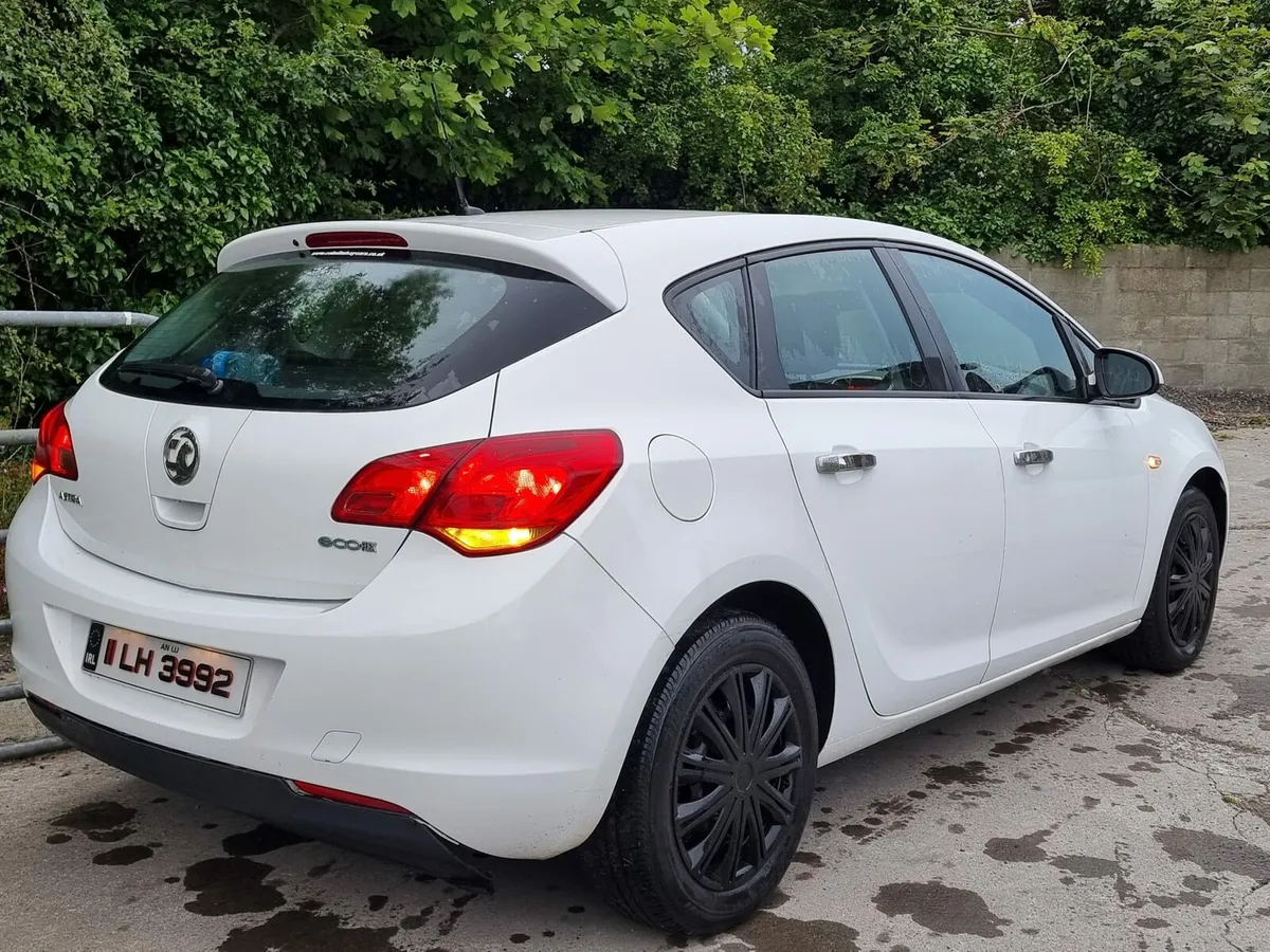 2011 opel /vauxhal astra 1.3L diesel nct&tax €3650 - Image 4