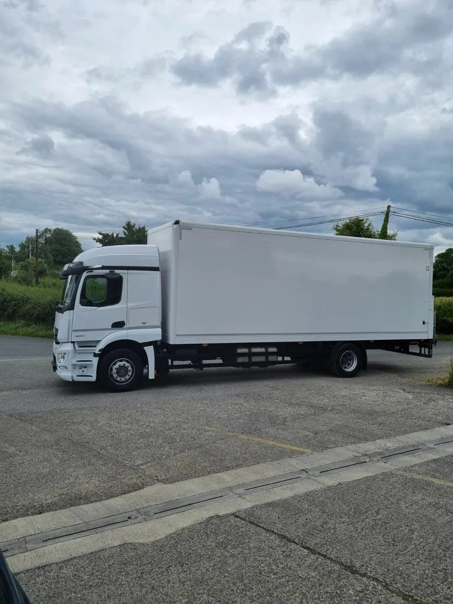 2020 -Mercedes Actros Box Body - Image 3