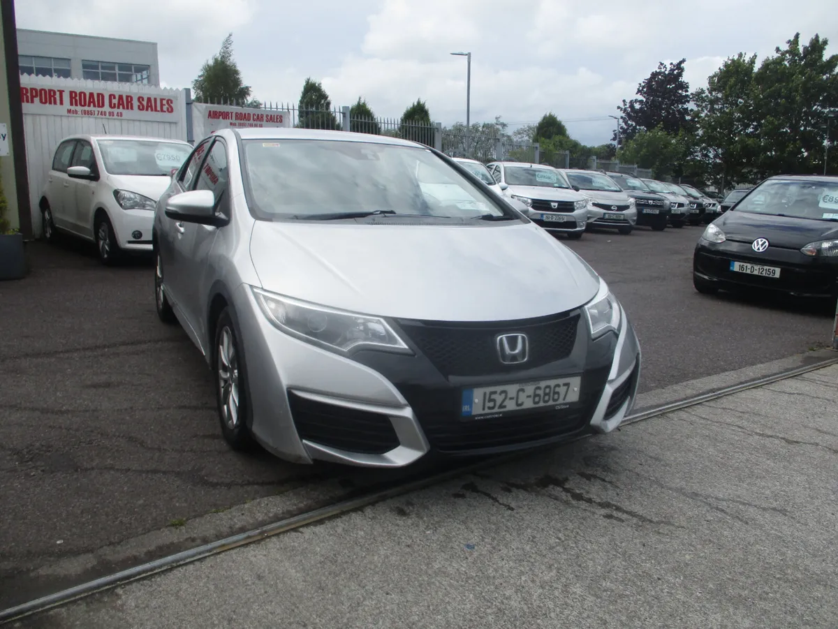 Honda Civic 2015 - Image 1