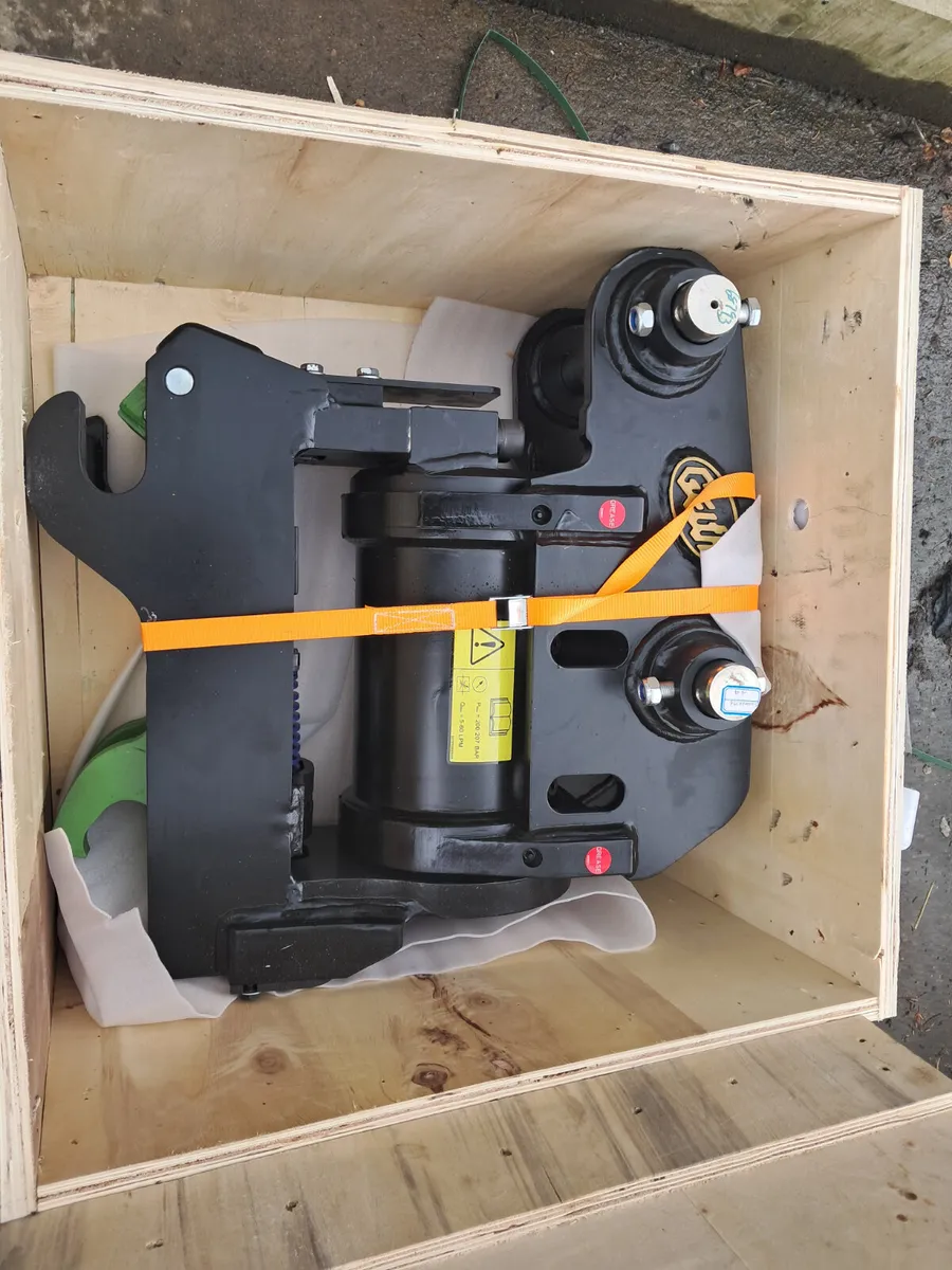 Geith 8 ton tilting  hitch - Image 1