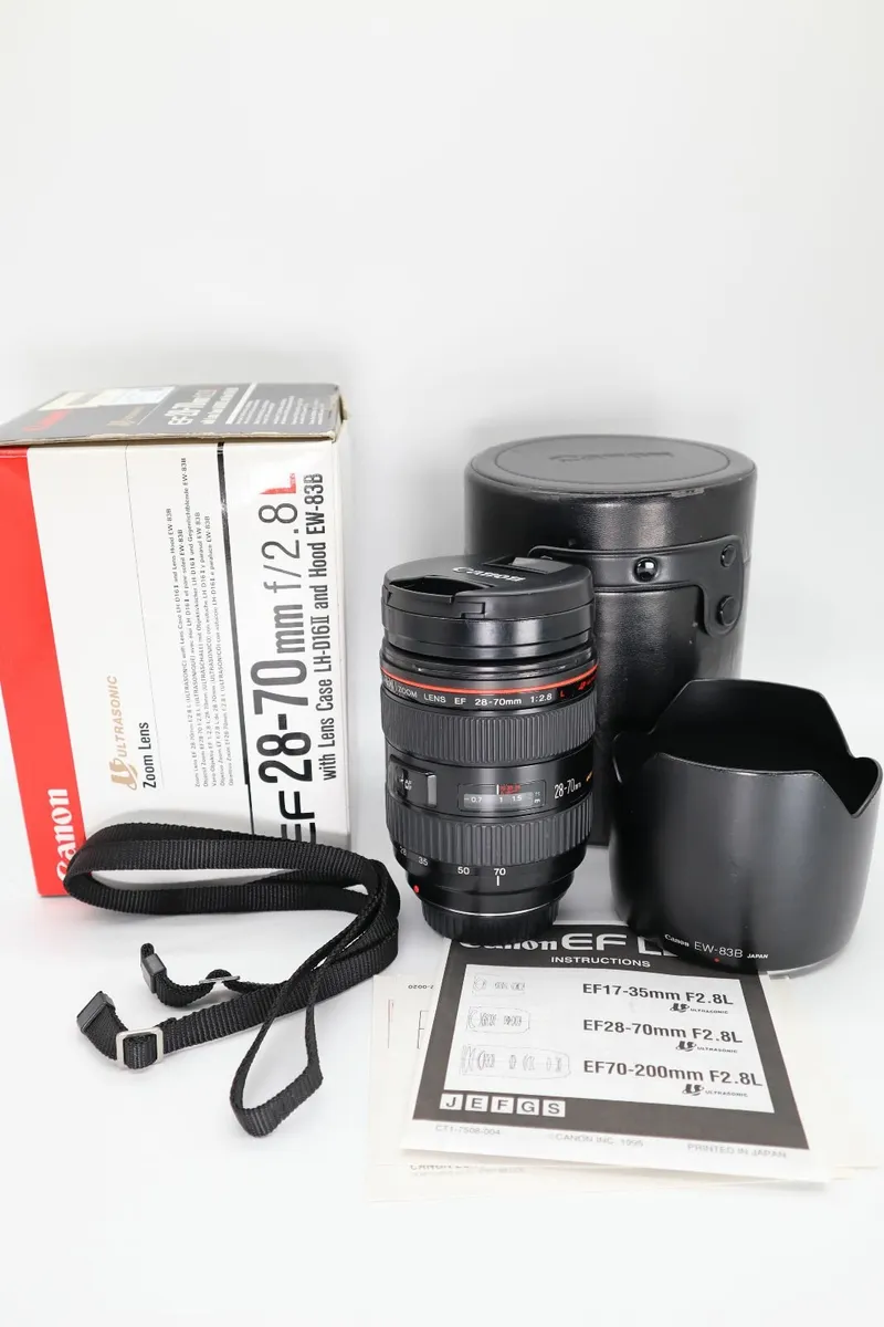 美品】Canon RF 24-70mm F2.8L IS USM レンズ RF24-70mm F2.8 L