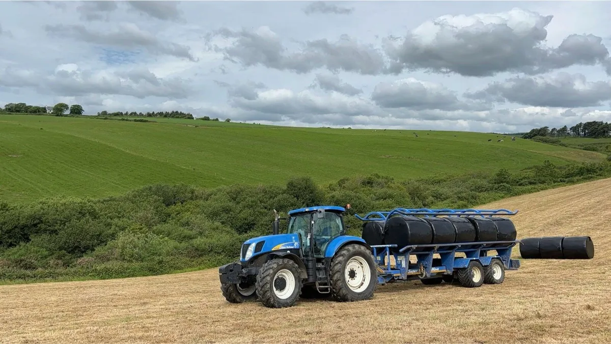 Tractor and driver for hire - Image 3