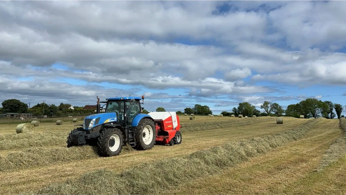 Tractor and driver for hire - Image 4