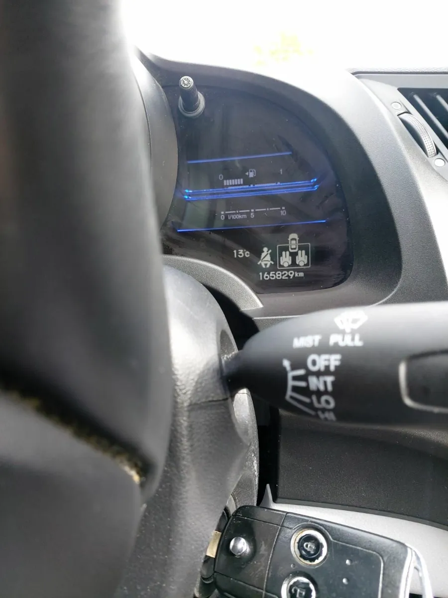 URGENT SAL Honda CR-Z 2012 Hybrid, NEW NCT - Image 3