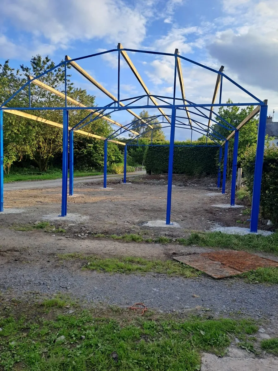 Wagon roof sheds - Image 1