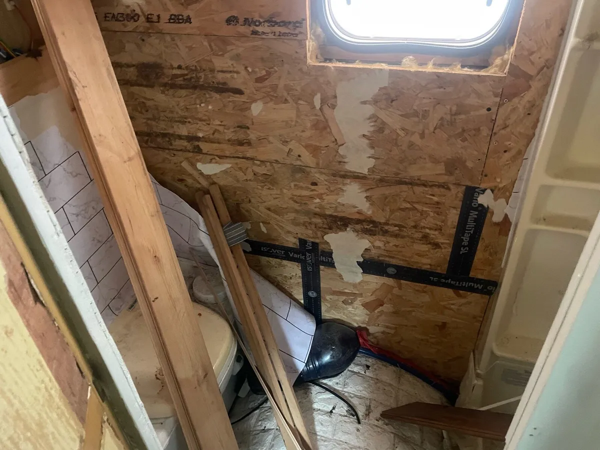 Camper van - Image 4