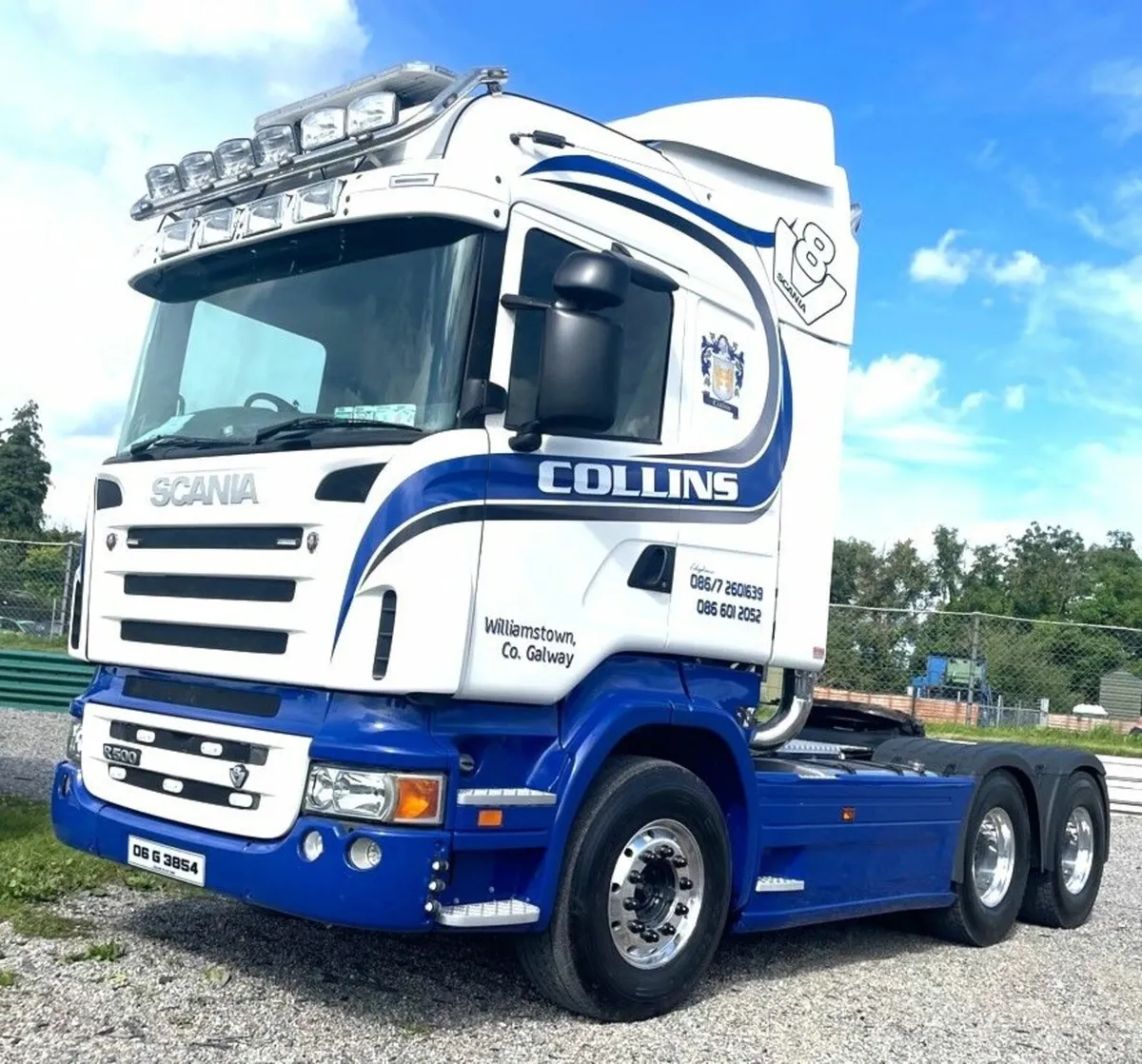 New & Use Tractor Units Repainted,  Gray's Kilcock - Image 1