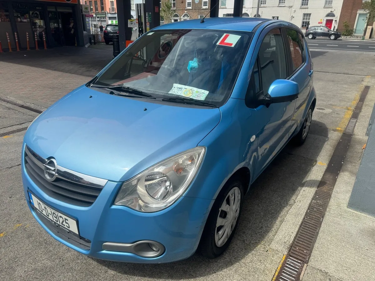 Clean used Opel Agila 2010 - Image 2