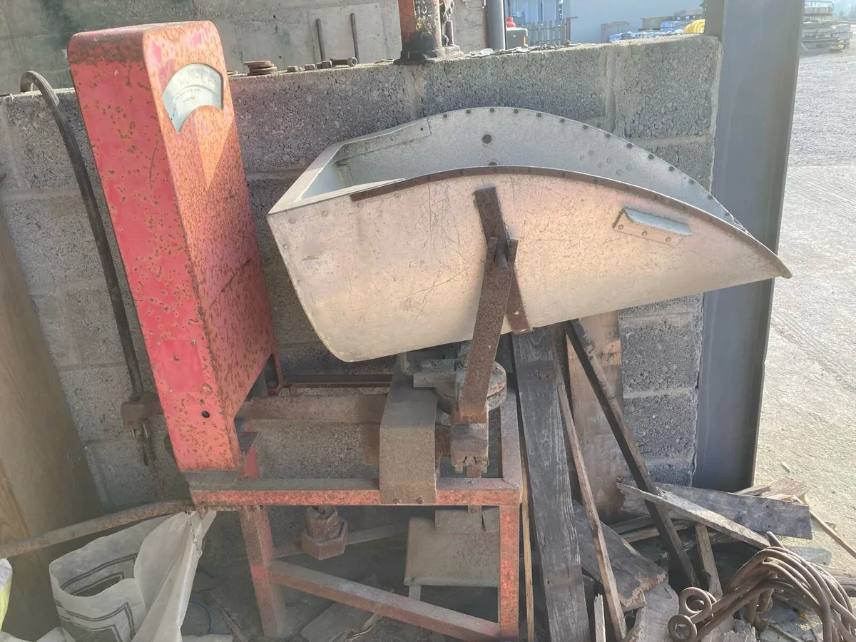 Weighing scales for sale in Co. Carlow for €100 on DoneDeal