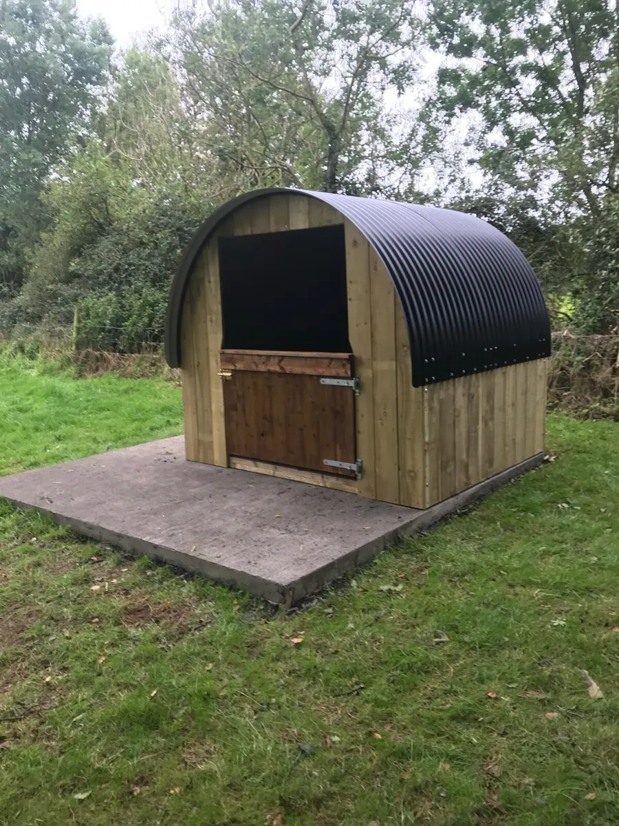 Custom field shelters - Image 1