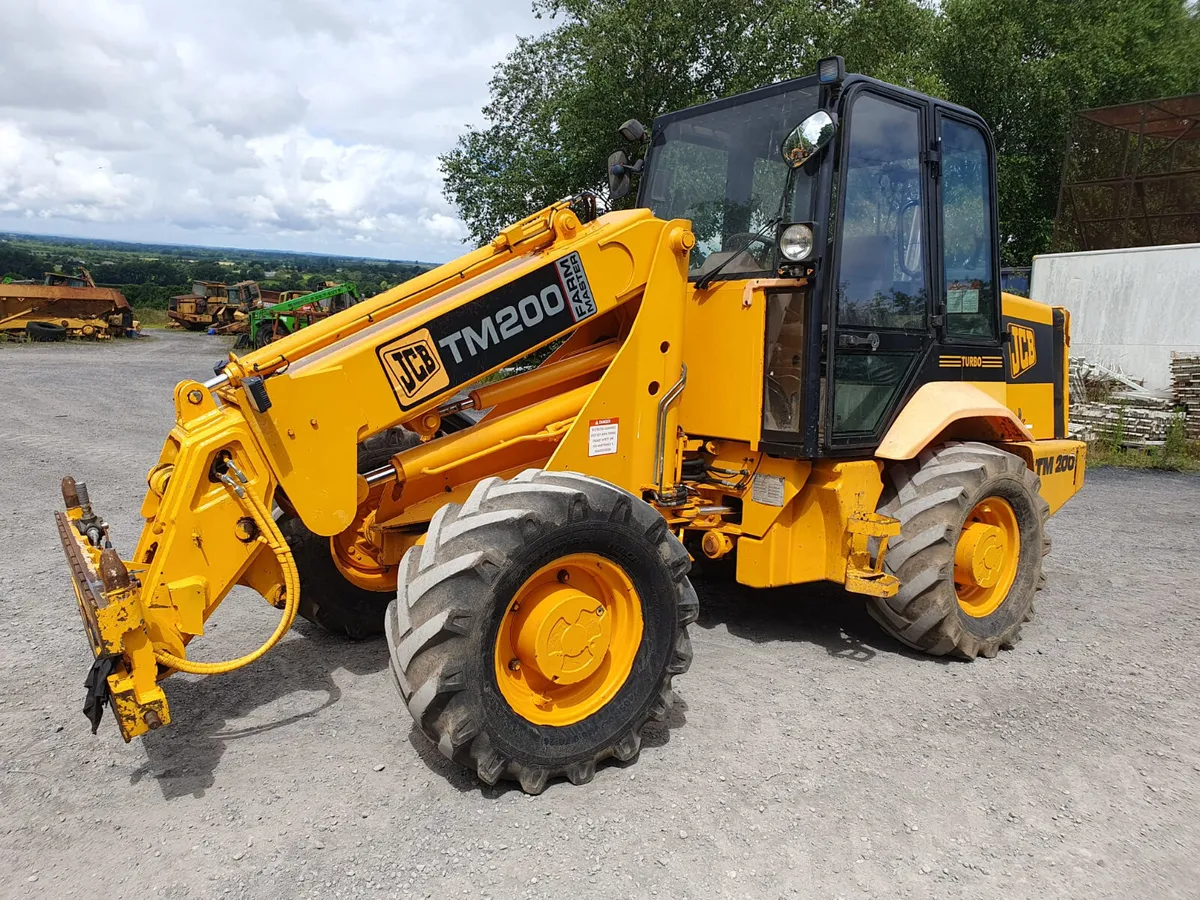 JCB TM200 Artic Telescopic Loader - Image 1