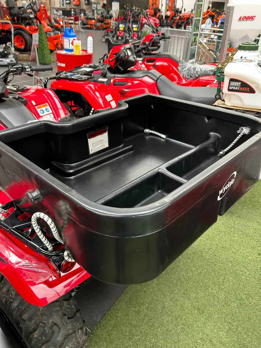 Quad storage box - Image 1