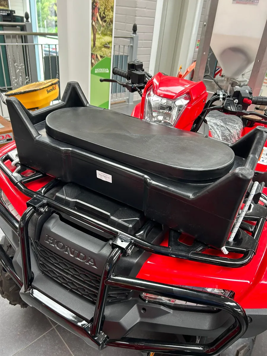 Quad storage box - Image 1