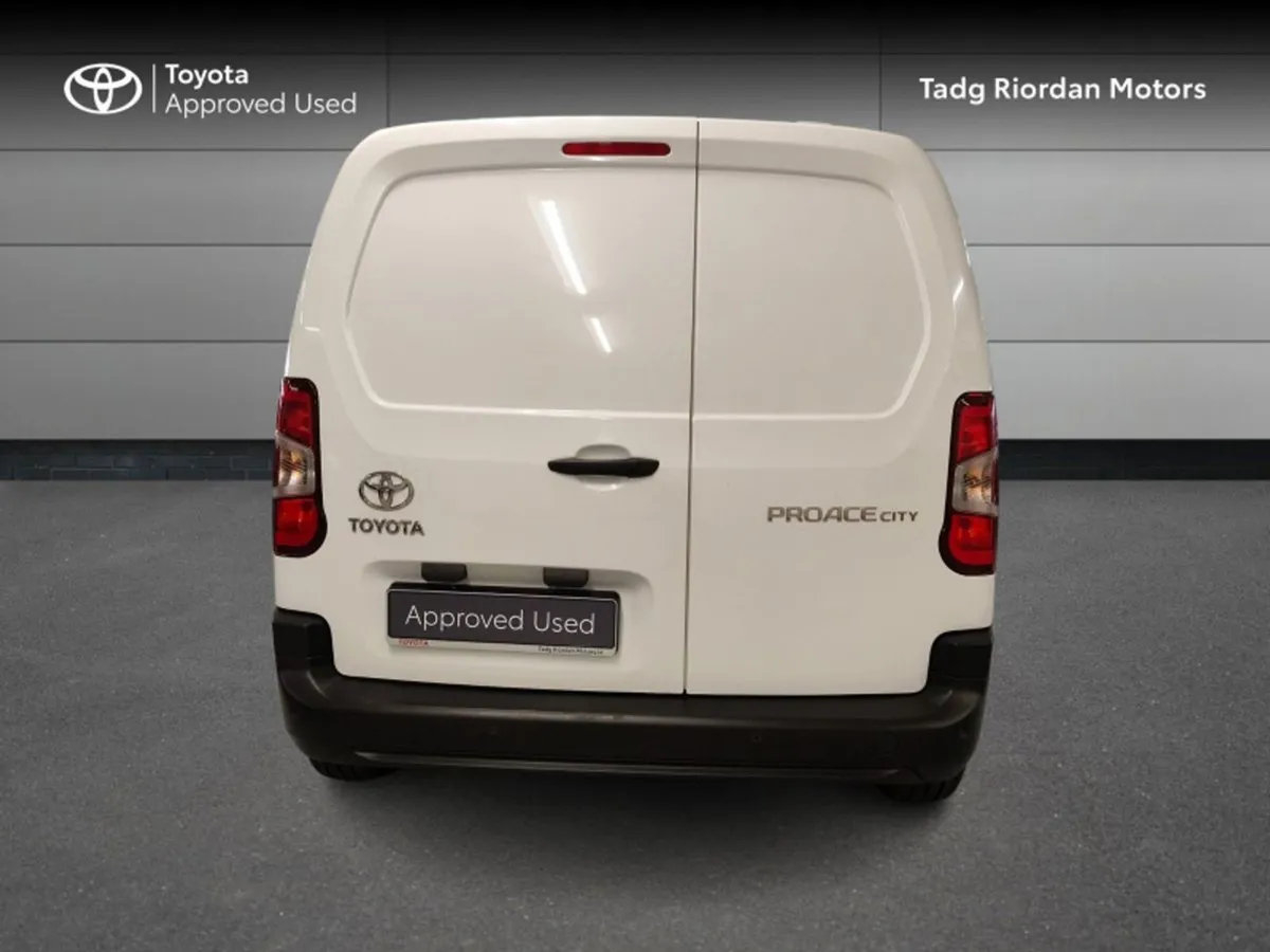 Toyota Proace City - Image 4