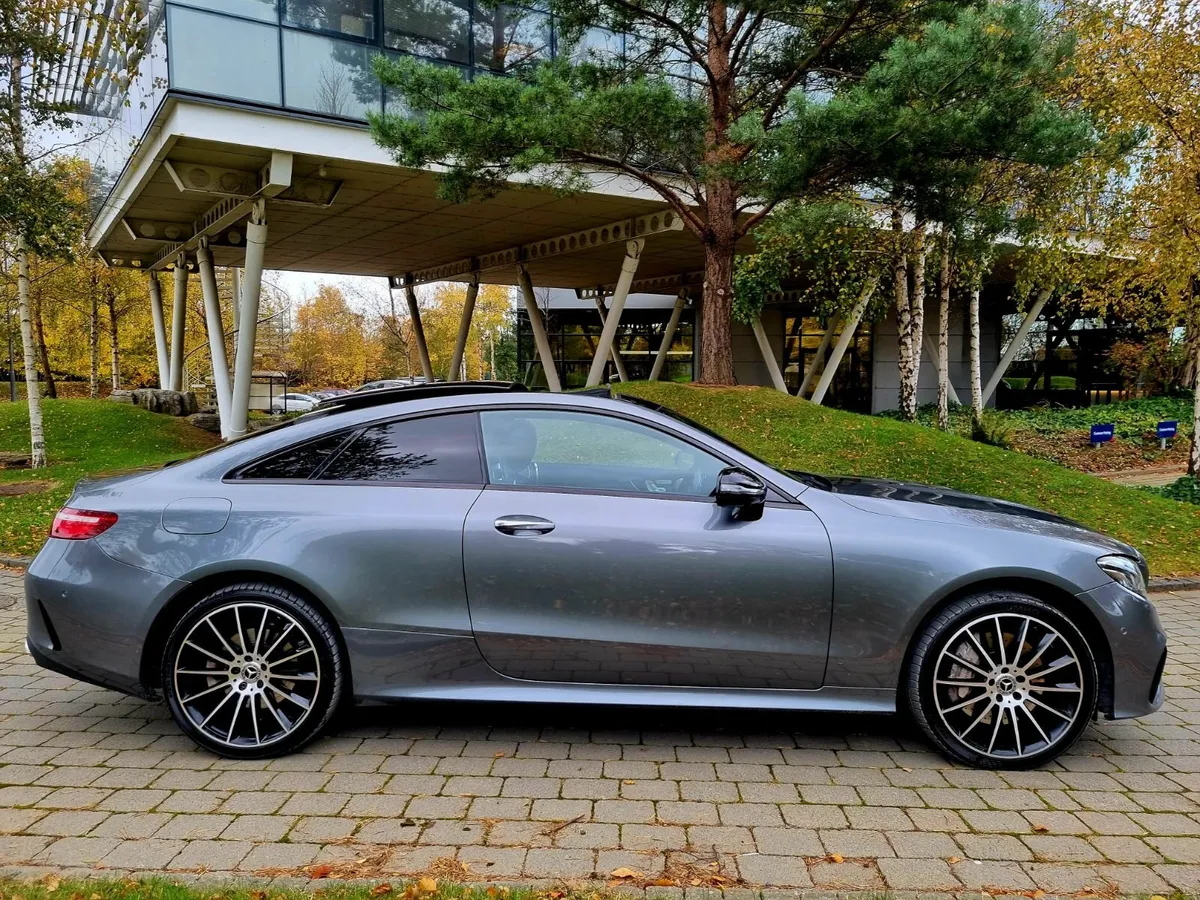 MERCEDES E400D PREM+ AMG 4MATIC - Image 2