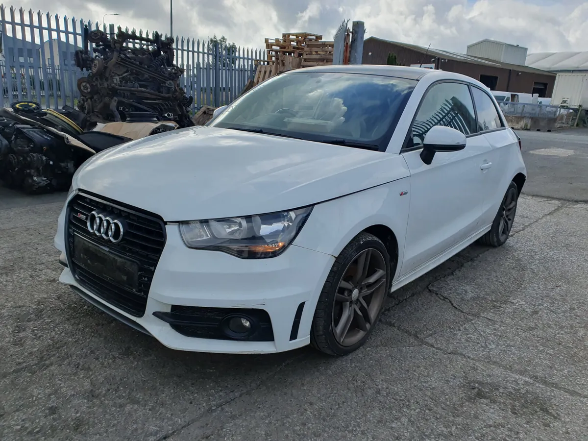12 AUDI A1  S LINE 1.6 TDI (CAYC) FOR BREAKING - Image 2