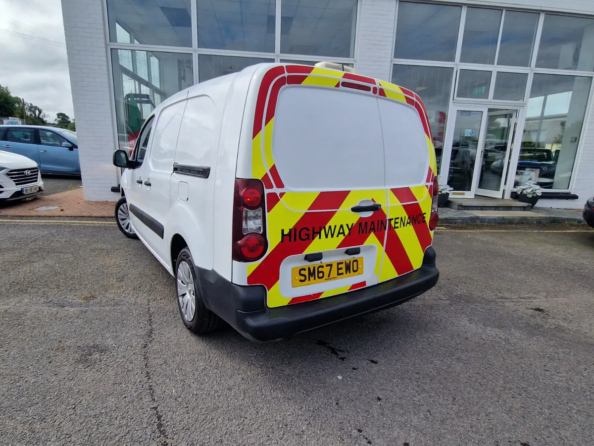 Citroen Berlingo 2018 - Image 2