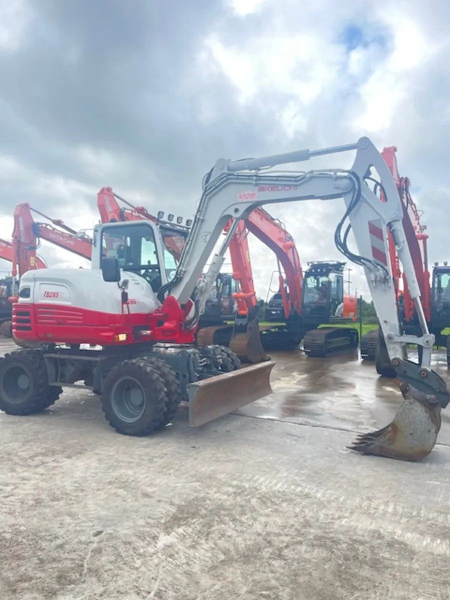 Takeuchi TB295W - Image 2