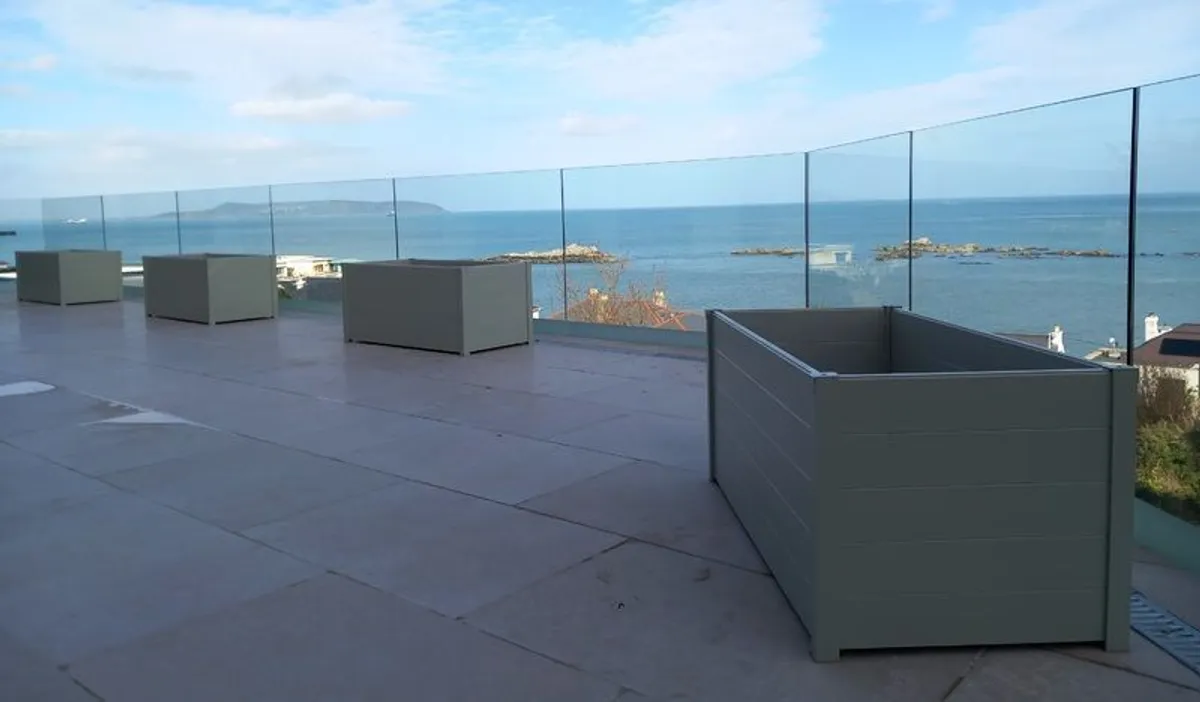 planters - Image 4