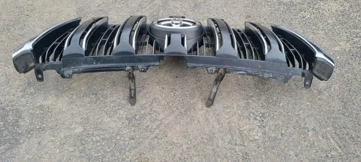 Toyota landcruzer vw passat - Image 3