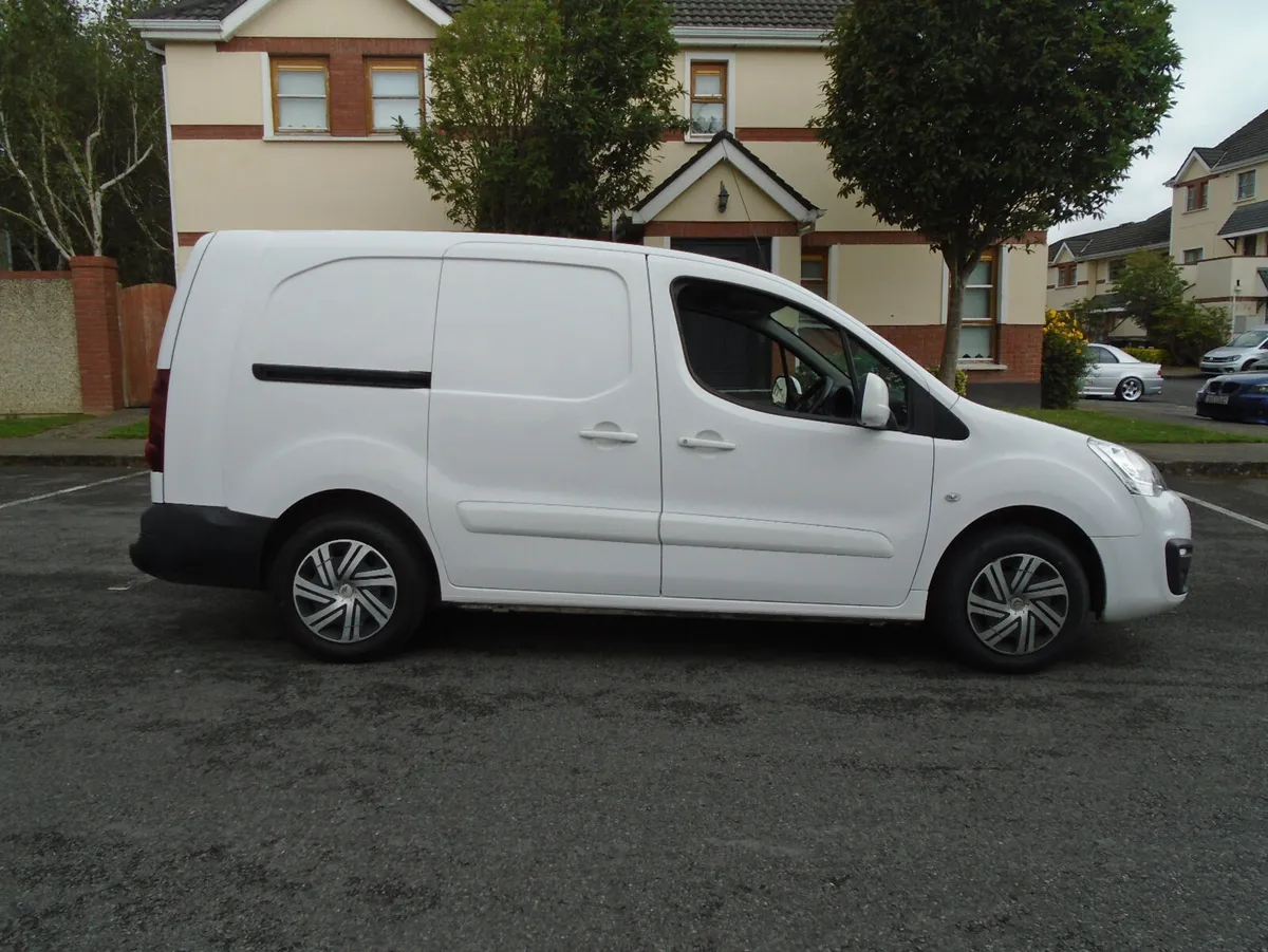 Citroen Berlingo,One Owmer,12000 Total Price. - Image 2