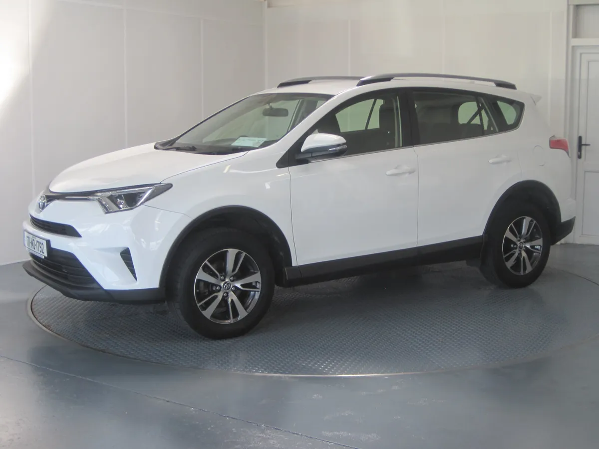 Toyota RAV4 2017 - Image 3