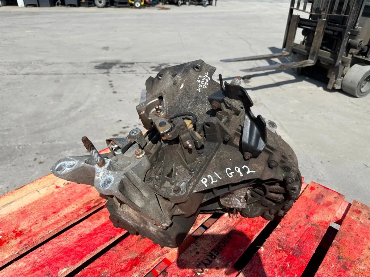 FORD TRANSIT GEARBOX 2.2 FWD....P21G82 - Image 1