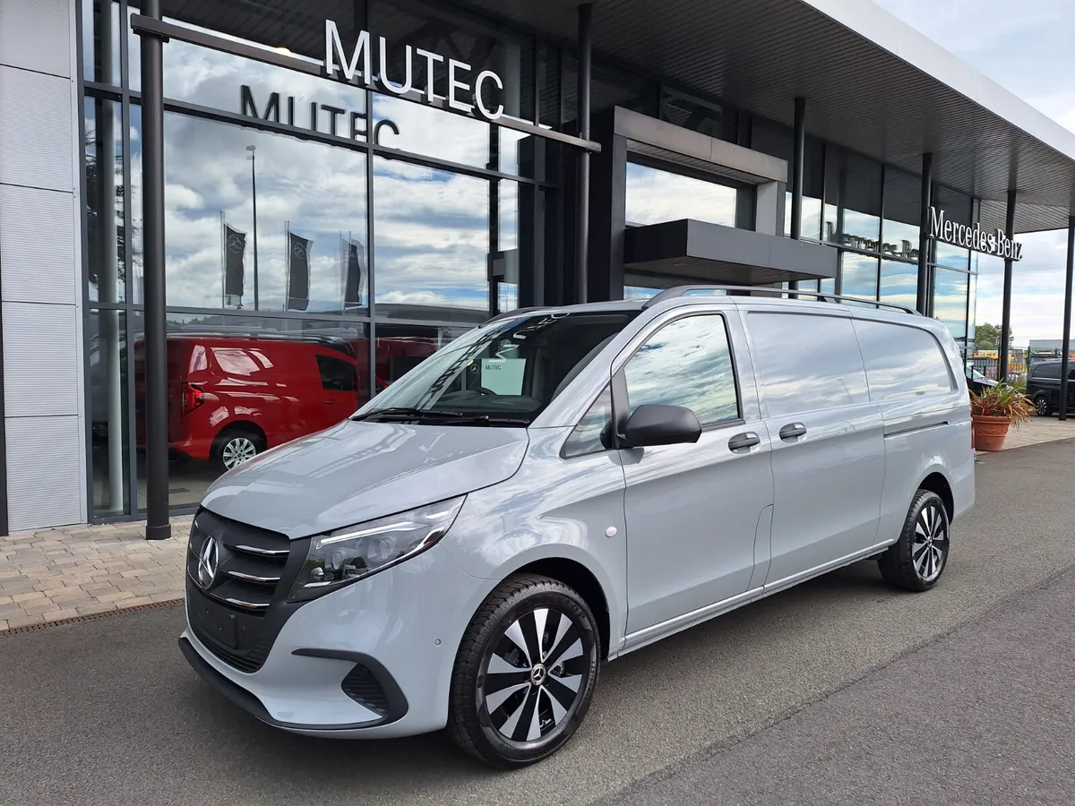 Mercedes Vito 119 Elegance Extra LWB Top Spec - Image 1