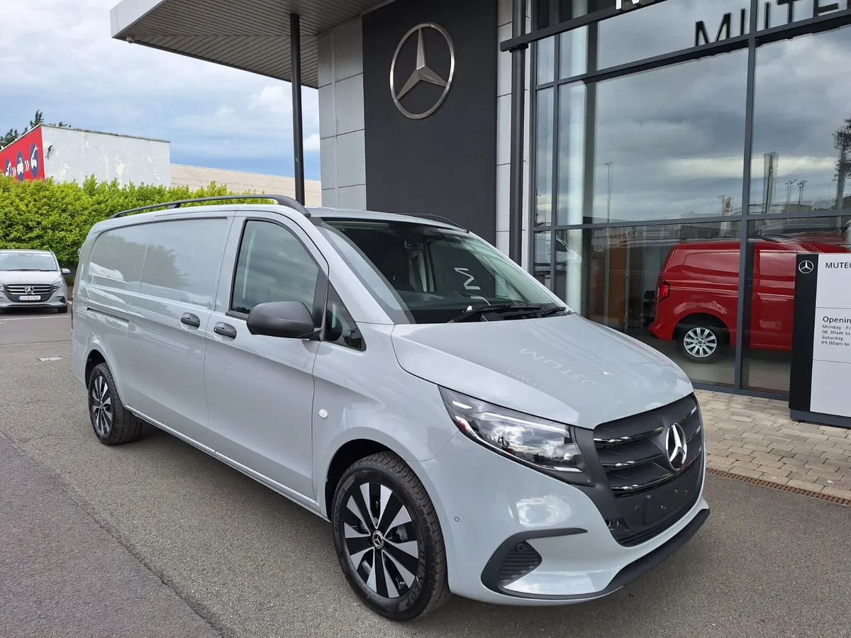 Mercedes Vito 119 Elegance Extra LWB Top Spec - Image 3