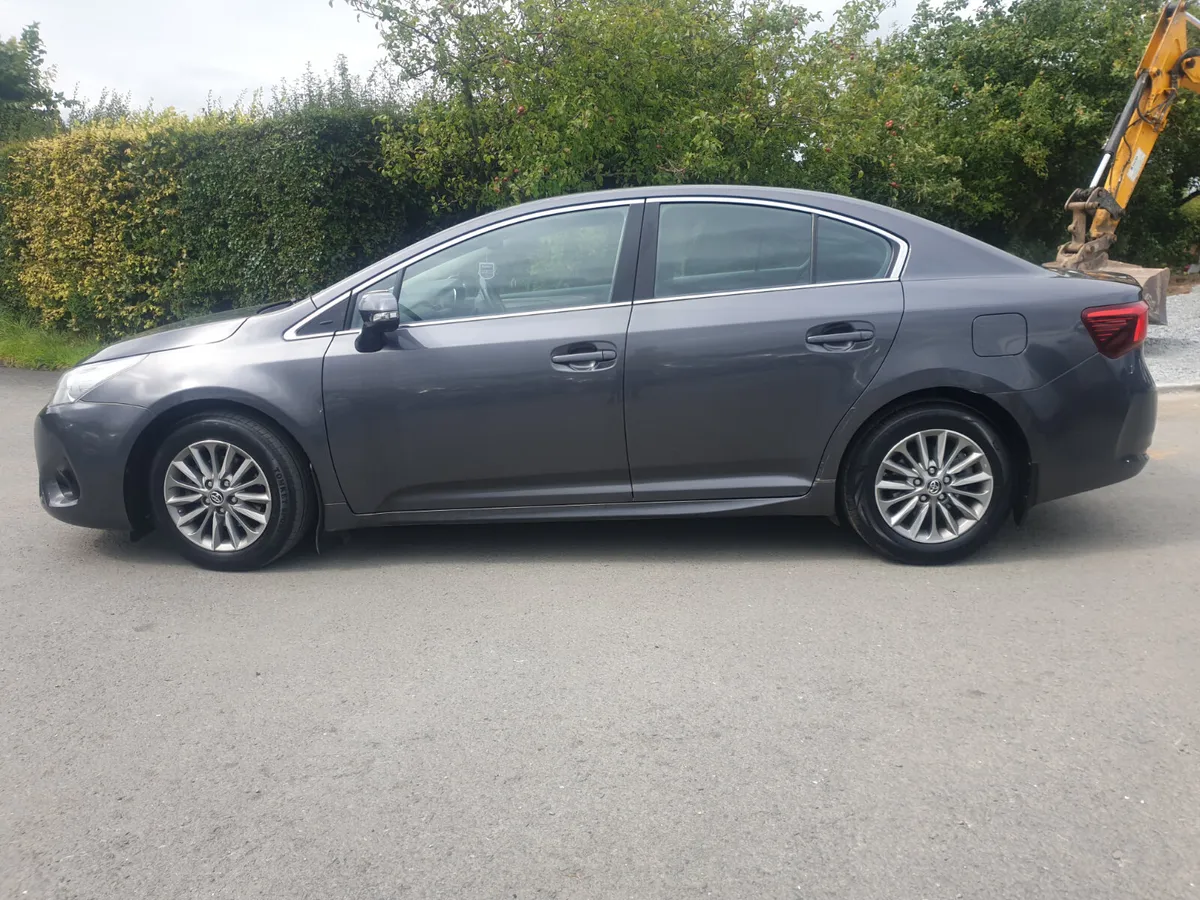 Toyota Avensis 2017 - Image 3