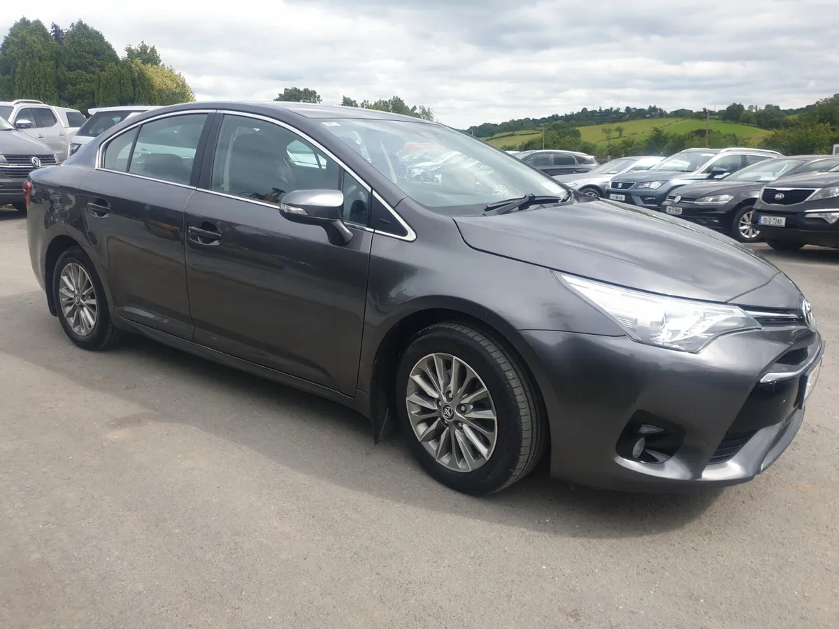 Toyota Avensis 2017 - Image 1