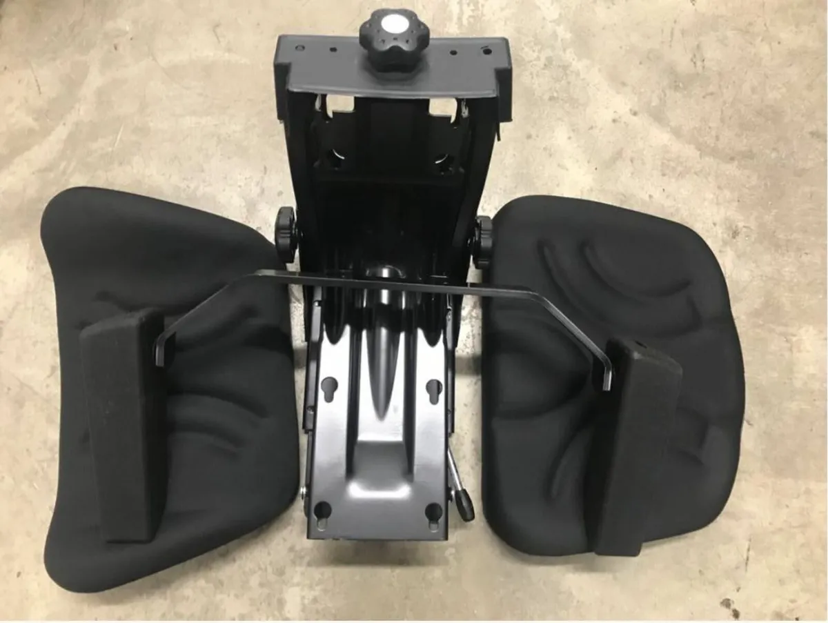 Economy Tractor Seat Comes With Arm Rests 830-872 - Image 2