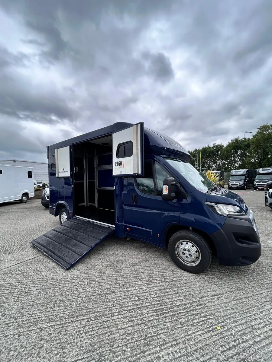 Overlander R160 2 Stall Horsebox 2021 - Image 1