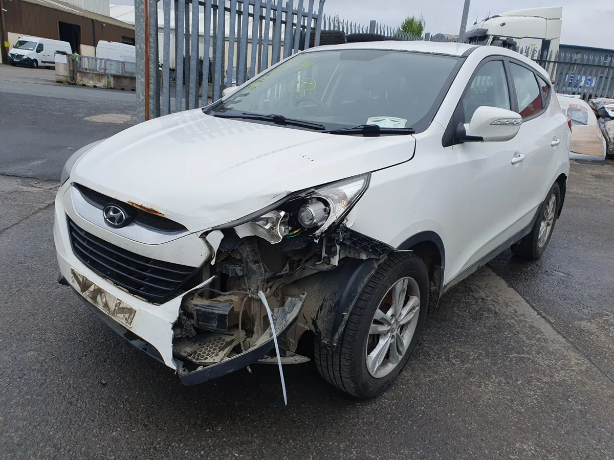 14 HYUNDAI IX35  1.7 CRDI FOR BREAKING - Image 1