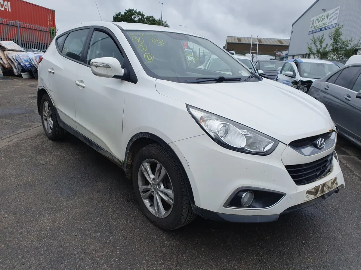 14 HYUNDAI IX35  1.7 CRDI FOR BREAKING - Image 2