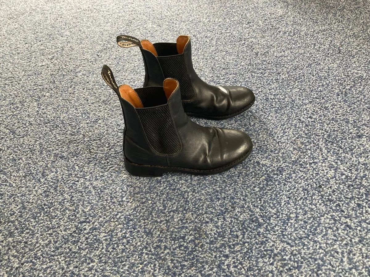 Kids Toggi black leather jodphur boots for sale in Co. Cork for 10 on DoneDeal