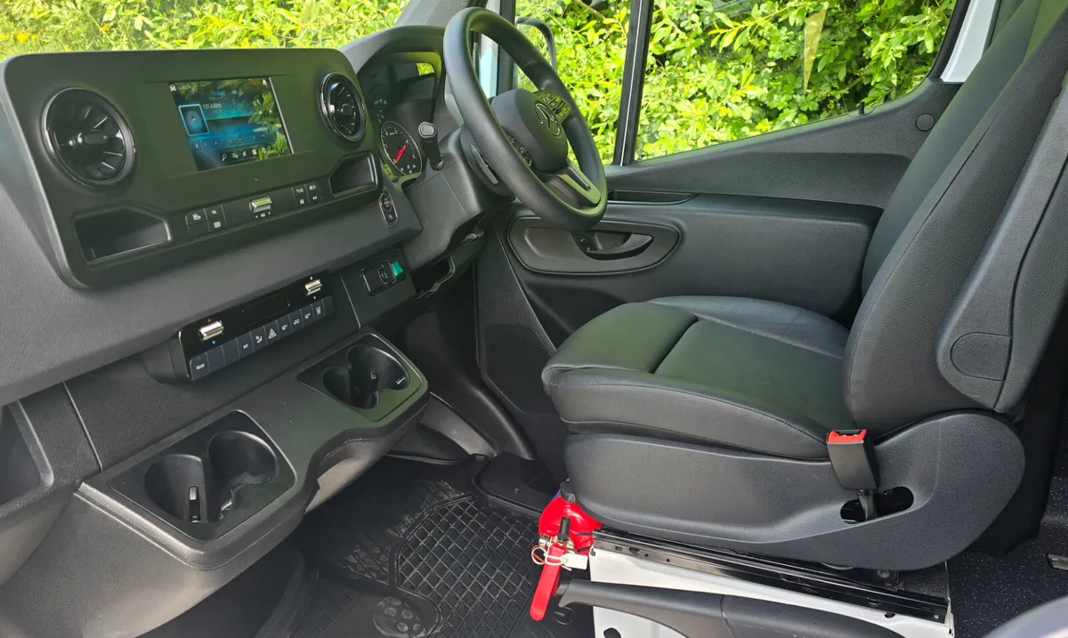 Sprinter Wheelchair Bus 18+1 - 5 Year Warranty - Image 4