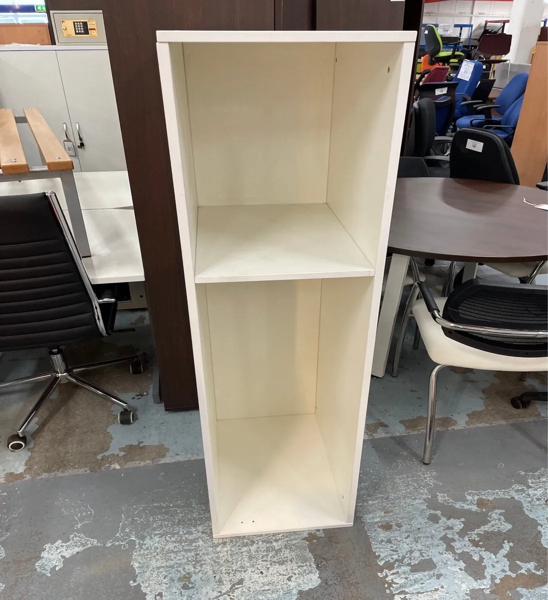 CJM SECONDHAND: STORAGE UNIT - Image 1