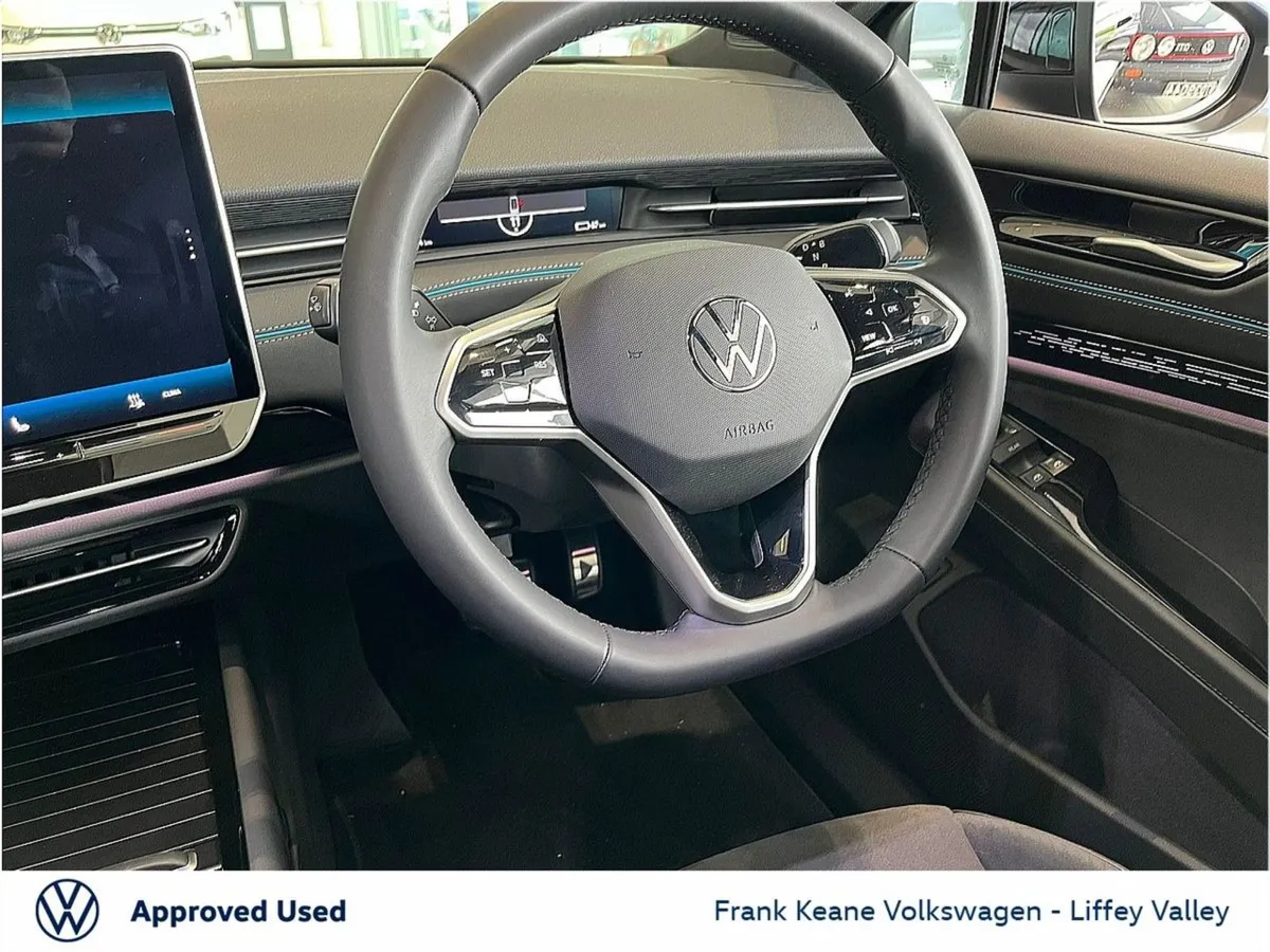 Volkswagen ID.7  new  PRO 77kwh Deep Black Pearl - Image 4