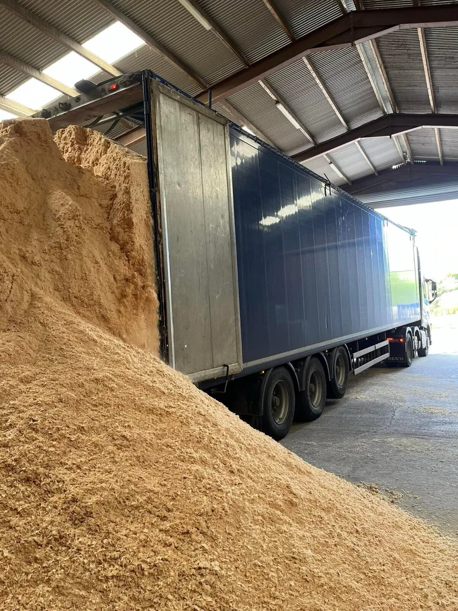 White Sawdust in Bulk Delivered Anywhere - Image 1